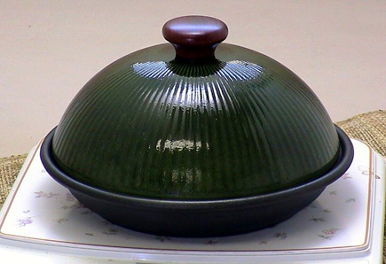 电磁炉用半圆球型蒸锅（大）橄榄色铝；氟加工